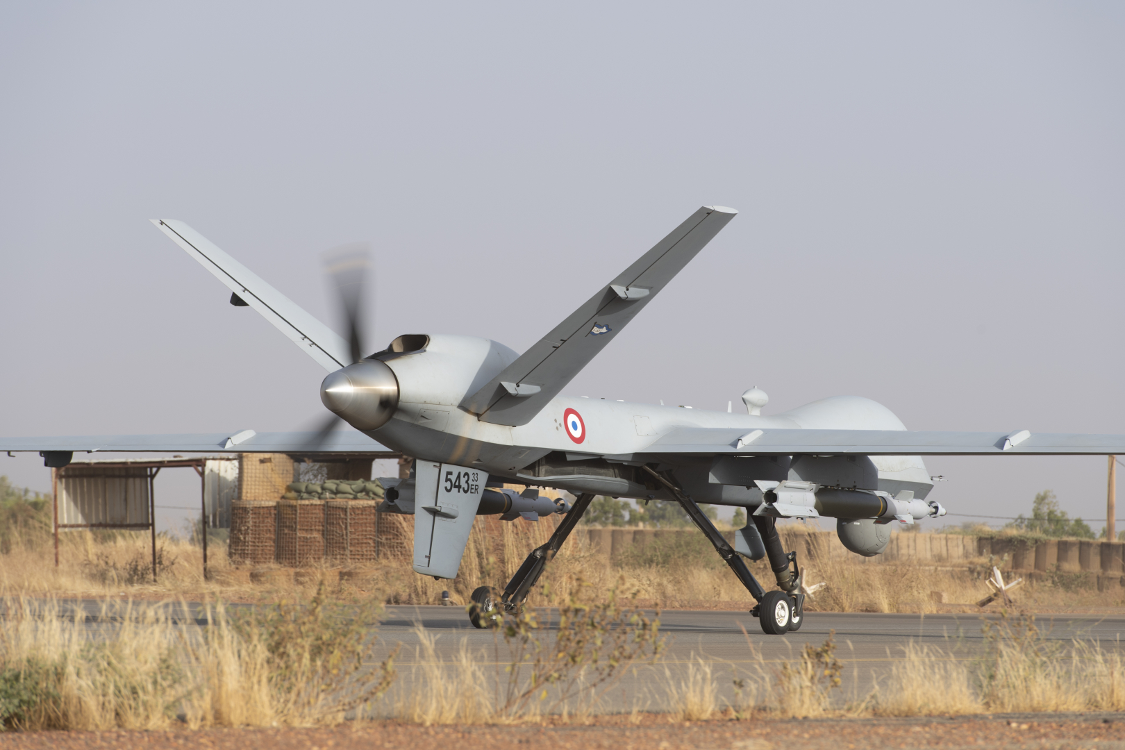 Un drone REAPER au décollage depuis la base aérienne projetée de Niamey