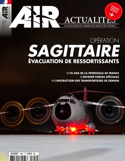 couverture du Air Actualité n°759 sur le quel nous voyons un A400M sur un taxi way