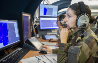 Un sergent-chef dans le cadre d'une mission de contrôle de défense aérienne pour la phase 4 de l'exercice "Orion 23"