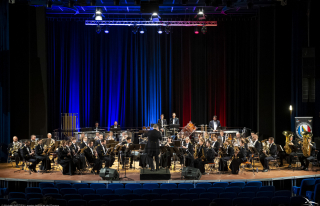 Orchestre de la Musique des forces aériennes de Bordeaux . 